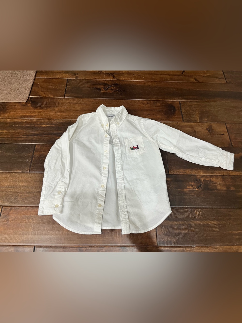 Janie and Jack White Button-Down Shirt with Embroidered Logo train